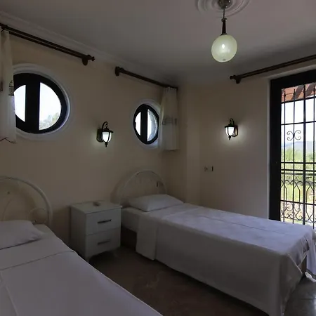 Lanka * Φετιγιέ