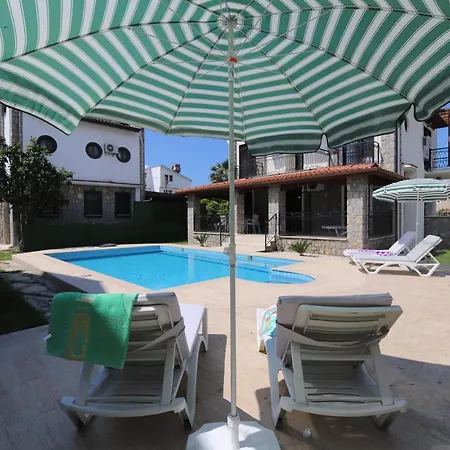 Lanka Villa *